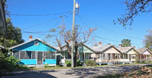 Preserving West Lewisville's Oneida Court